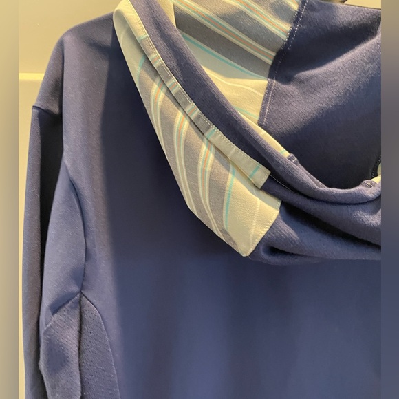 Adidas climacool zipper windbreaker. - Picture 3 of 6